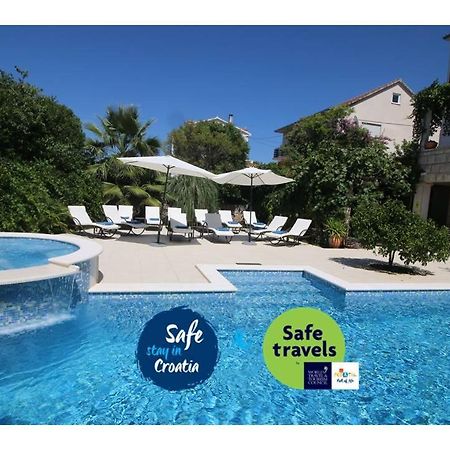 Villa Renipol Adults Only Сутіван Екстер'єр фото